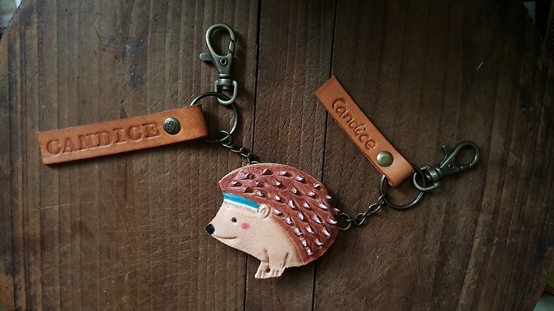 Cute sporty little hedgehog pure leather key ring-can be engraved - Keychains - Genuine Leather Brown