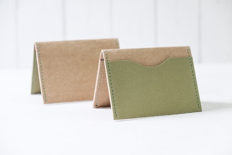 【紙造可能】 minimal 素色系列 簡約名片夾 - 名片夾/名片盒 - 紙 咖啡色