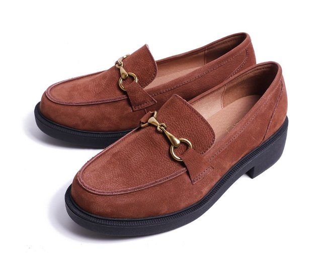 クラシックで着回し力抜群の幅広厚底ローファー スエードブラウン