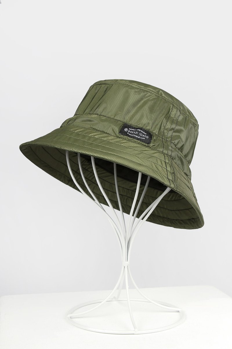 Water-repellent Packable Bucket Hat - Army Green - หมวก - เส้นใยสังเคราะห์ สีเขียว