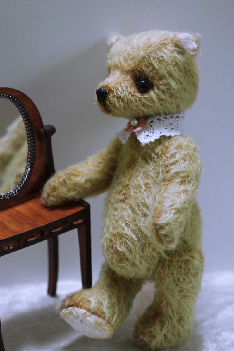 Artistic teddy bear/Collectible teddy bear yellow/German mohair/Soft Sculpture - ของวางตกแต่ง - วัสดุอื่นๆ สีทอง