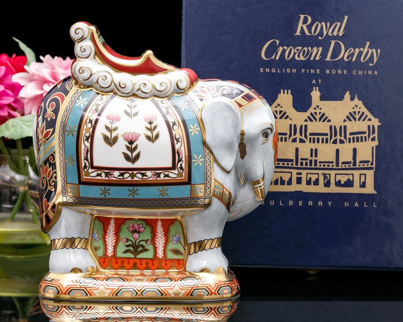 皇家御瓷東方瑞象Royal Crown Derby 1997吉祥之象限量骨瓷雕塑 - 擺飾/家飾品 - 瓷 