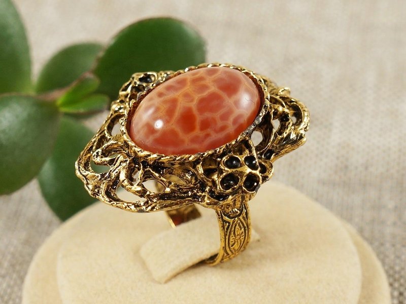 Orange Fire Red Agate Large Golden Statement Adjustable Ring Woman Jewelry Gift - 戒指 - 半寶石 橘色