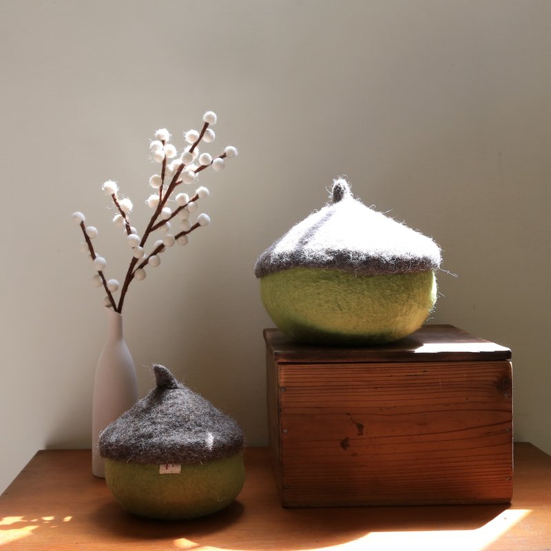 Wool Felt Container Acorn Storage Box Green Oak/Moving in Gift/Pre-Order - กล่องเก็บของ - ขนแกะ สีเขียว