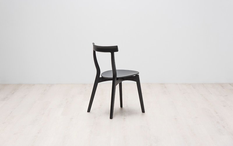燕椅 Hirundo Chair / 霧黑梣木 - 椅子/沙發 - 木頭 黑色