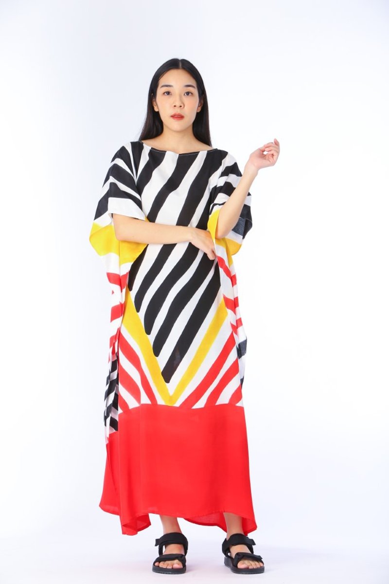 Hand Painted Cotton Silk Kaftan for Summer Resort Vacation F - 洋裝/連身裙 - 棉．麻 白色