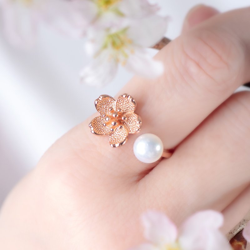 Cherry blossom and freshwater pearl ring - แหวนทั่วไป - โรสโกลด์ สึชมพู