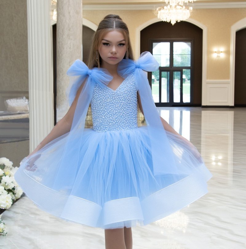 淺藍色緞面連身裙 適合小孩子 閃亮的藍色裙子 - 男/女童禮服 - 其他材質 多色