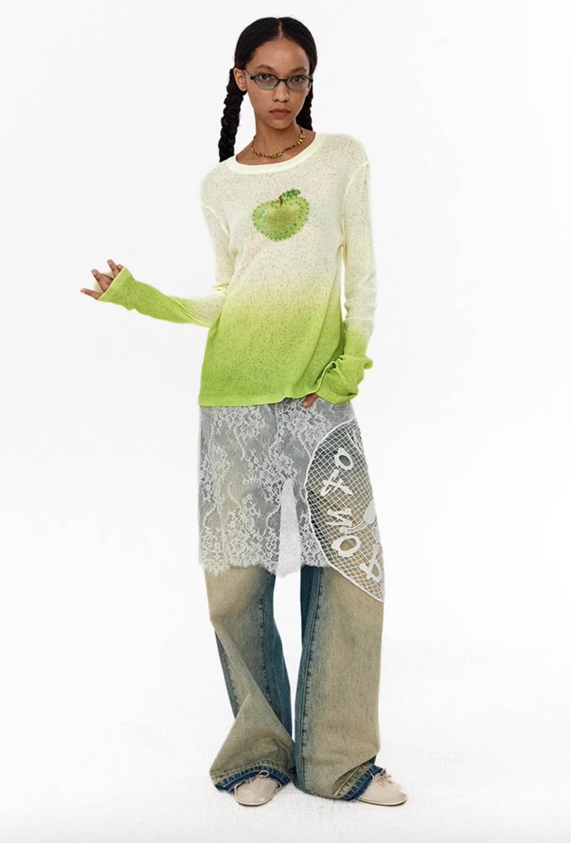 Green Apple Hand-beaded Gradient Dyeing Micro-transparent Knitted Sweater - สเวตเตอร์ผู้หญิง - วัสดุอื่นๆ สีเขียว