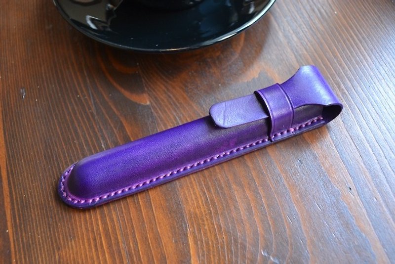 Genuine leather cowhide three-dimensional shaping hand-made pen case, pencil case, pencil case, single color and size - กล่องดินสอ/ถุงดินสอ - หนังแท้ 