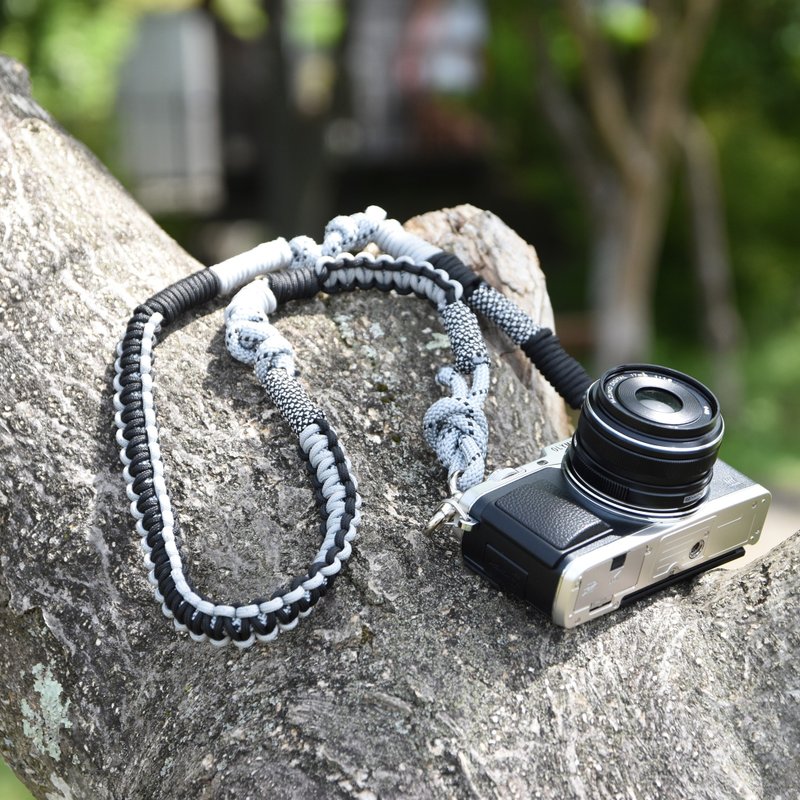 Outdoor rope braided camera strap/black monotone - ขาตั้งกล้อง - ไฟเบอร์อื่นๆ หลากหลายสี