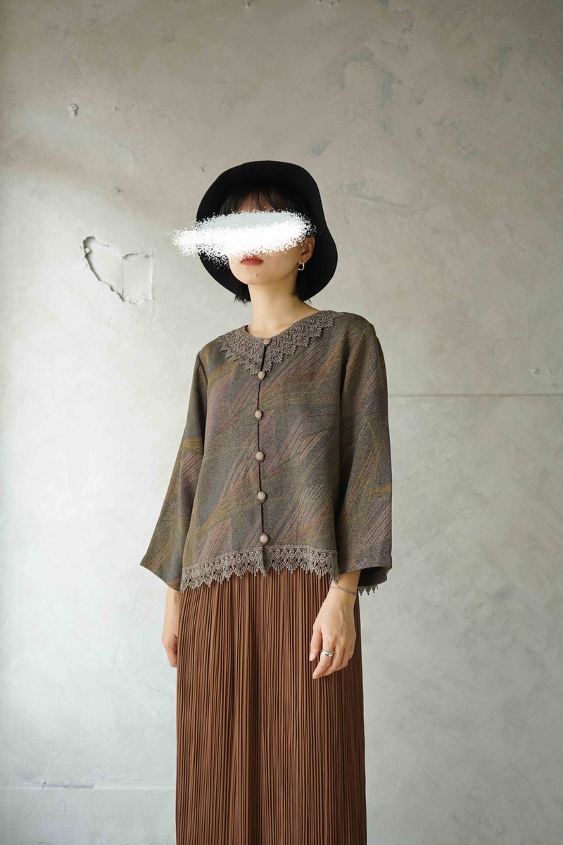 Treasure Hunt Vintage - Art Style Geometric Noise Print Classical Lace Collar Retro Shirt - Women's Shirts - Polyester Brown