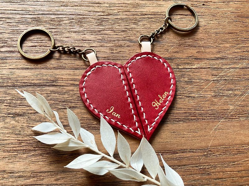 Couple's heart-shaped key chain leather material bag key ring key sewn vegetable tanned DIY Valentine's Day - Leather Goods - Genuine Leather Red