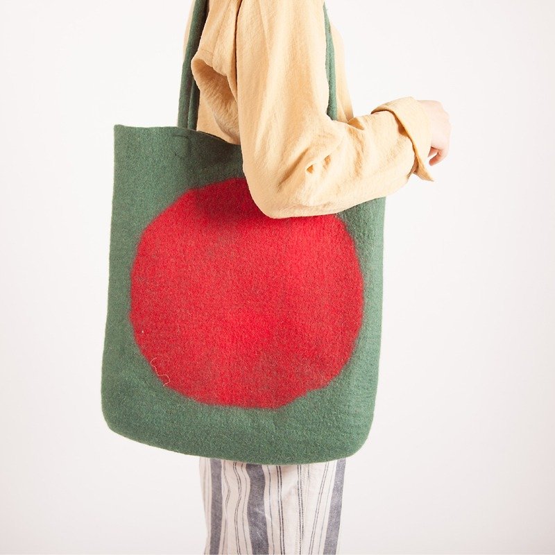 Ke Ren original single shoulder handbag female big bag handmade wool felt bag pure wool simple retro Japanese art - กระเป๋าแมสเซนเจอร์ - ขนแกะ สีเขียว