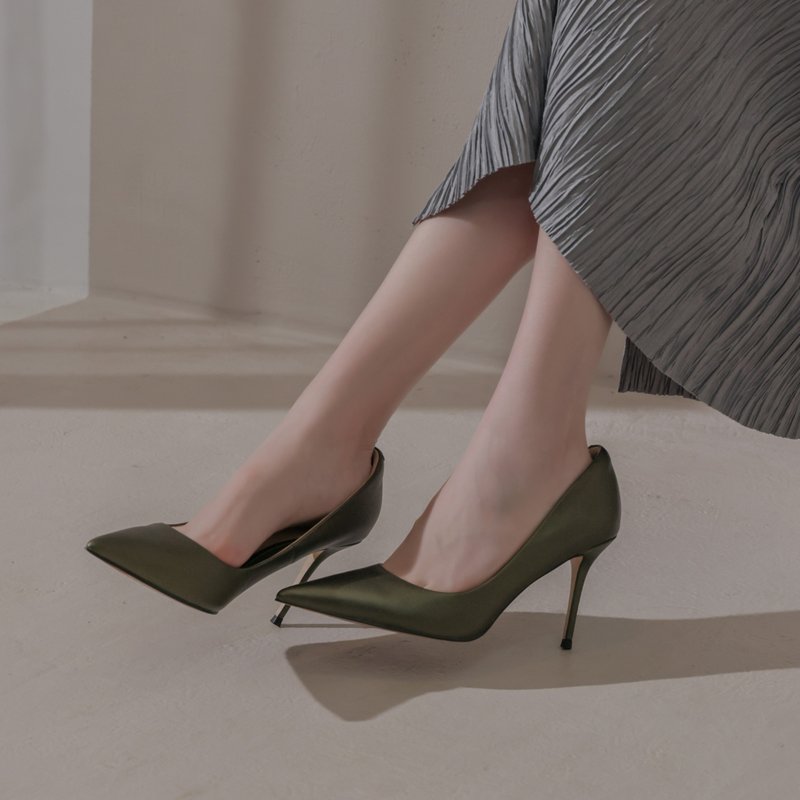 Neat pointed stiletto heels - green - High Heels - Genuine Leather Green