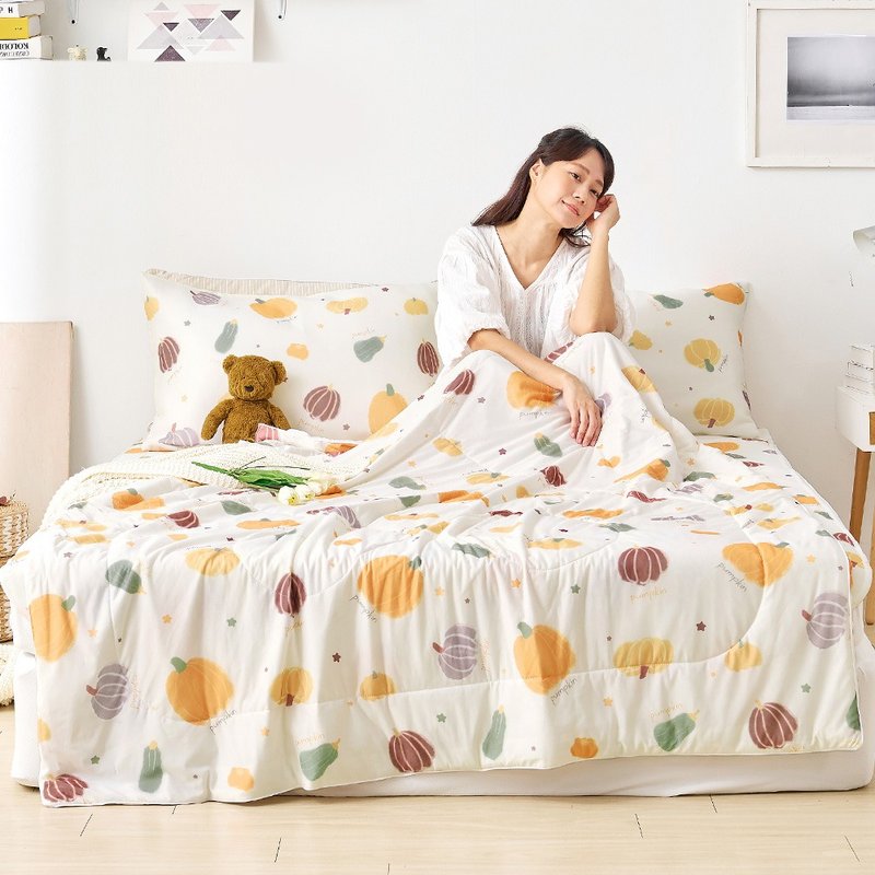 Cool quilt/Cool-Fi technology cooling quilt/Huggy ice silk cooling quilt/Multiple styles to choose from Made in Taiwan - ผ้าห่ม - วัสดุอื่นๆ หลากหลายสี