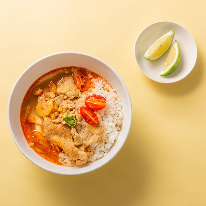 【本格的なタイ風】タイのトムヤムグーン梅の花豚-5パックの即席調理パック - レトルト食品 - 食材 レッド