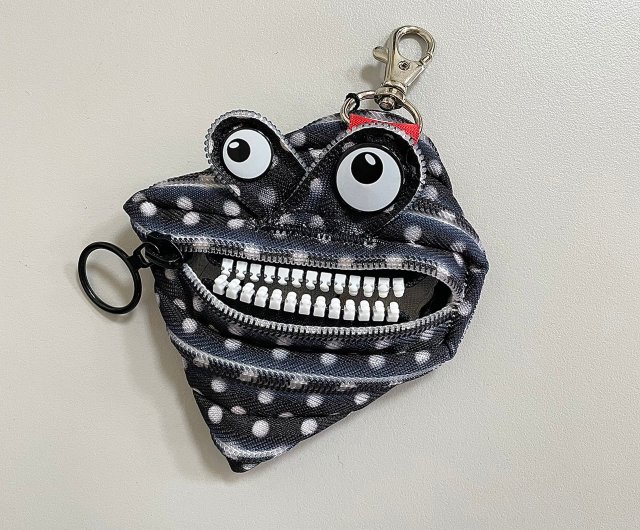 Monster Graffiti Zipper Coin Purse Black Dots Shop zipit Coin