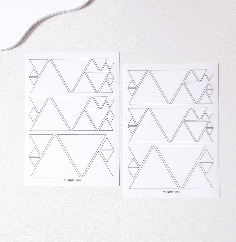 a black chic triangle sticker - 貼紙 - 其他材質 