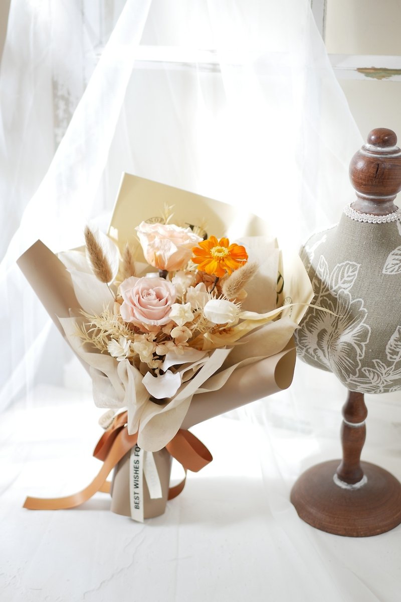 Everlasting Little Bouquet/Caramel Milk Tea - Dried Flowers & Bouquets - Plants & Flowers 