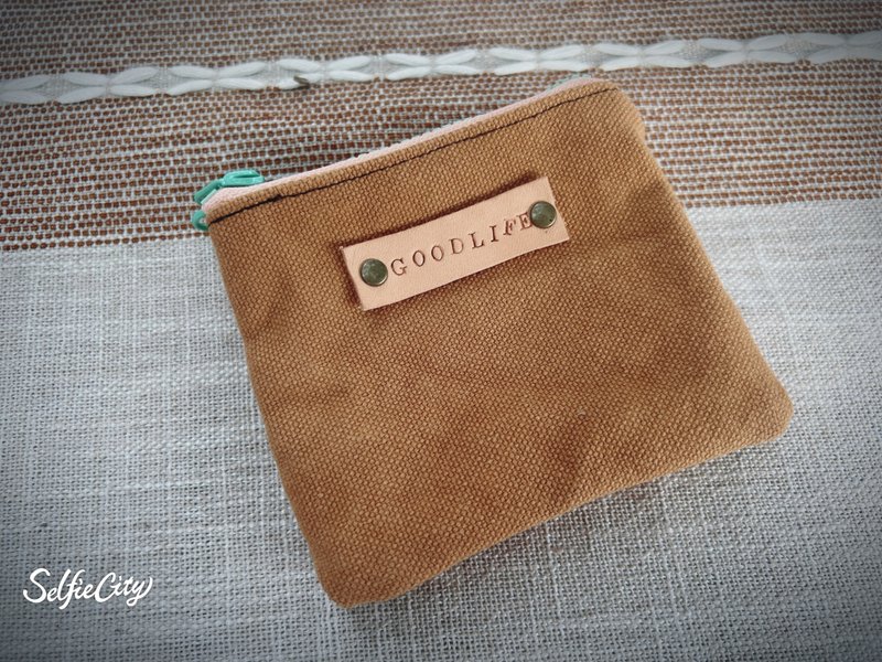 Japanese caramel camel canvas double zipper coin purse storage bag - Coin Purses - Cotton & Hemp Brown