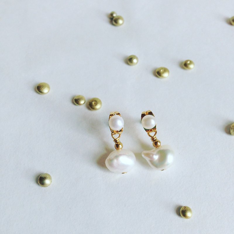 ［As you like it］ .925 silver baroque freshwater pearls 2way earrings（single earring for sale） - Earrings & Clip-ons - Gemstone White