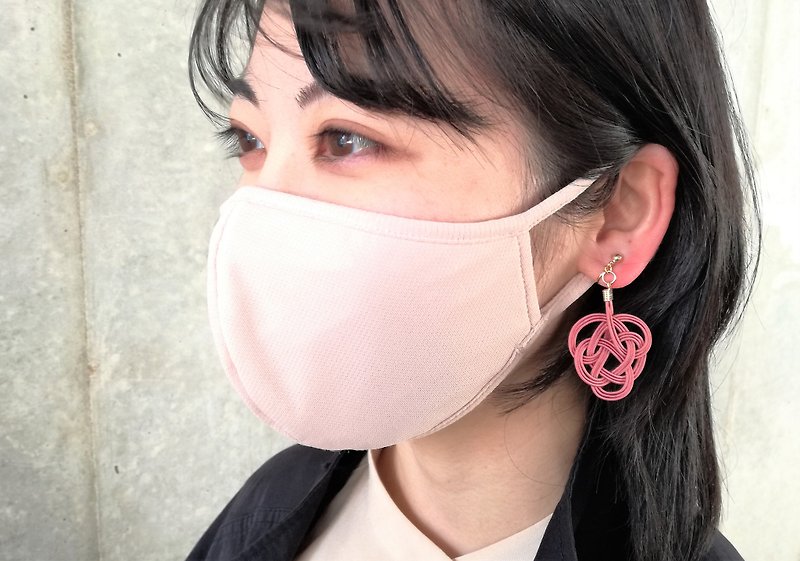 Mizuhiki tie earrings -Knot earrings- Color: Terracotta - Earrings & Clip-ons - Other Materials Red