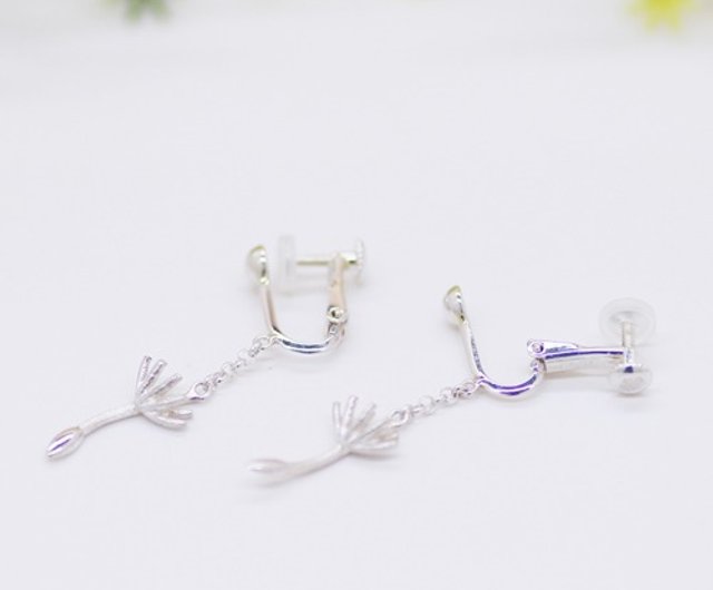 ✨たんぽぽの綿毛✨　イヤリング価格となっております タンポポの綿毛のシルバーイヤリング - ショップ GINNEZU ピアス