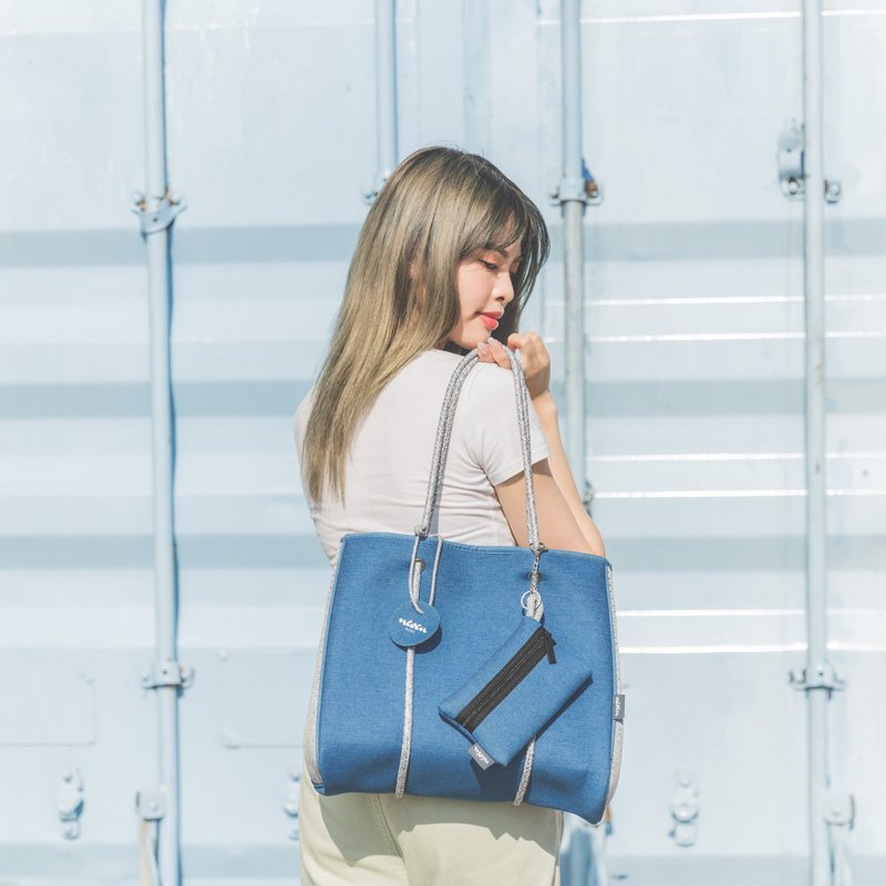 NEOEN Denim Slim Tote Bag 牛仔布手提袋 (藍色) - 手提包/手提袋 - 其他材質 藍色