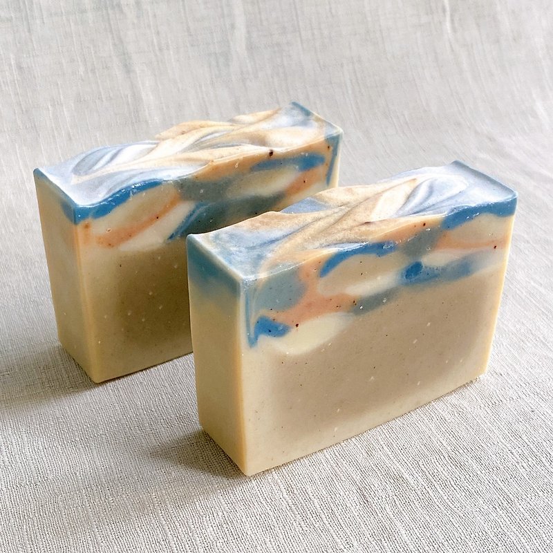 Honeycomb Hand-made Soap - Soap - Plants & Flowers Green