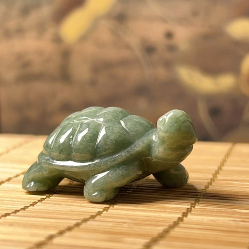瓔珞翡翠 【吉祥‧長壽】翡翠烏龜 | 天然緬甸A貨翡翠 | 送禮
