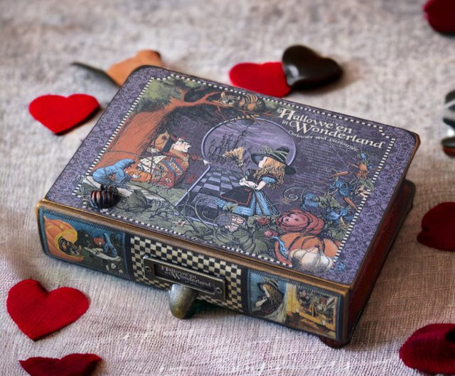 Gift for kid Alice in Wonderland Jewelry box Whimsical furniture Baby box -  Shop HelenRomanenko Storage - Pinkoi