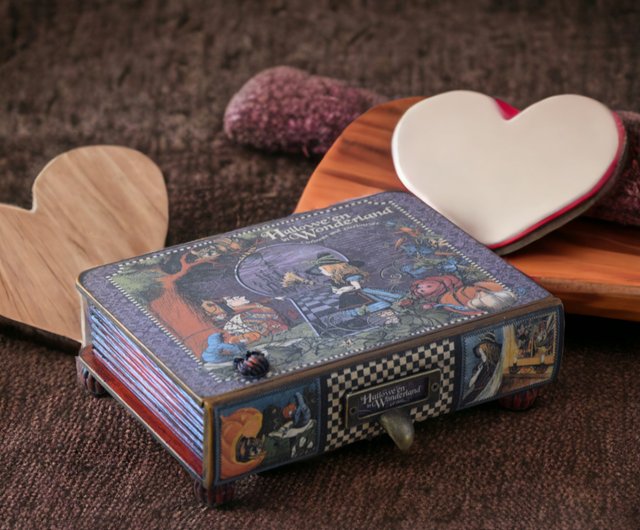 Gift for kid Alice in Wonderland Jewelry box Whimsical furniture Baby box -  Shop HelenRomanenko Storage - Pinkoi