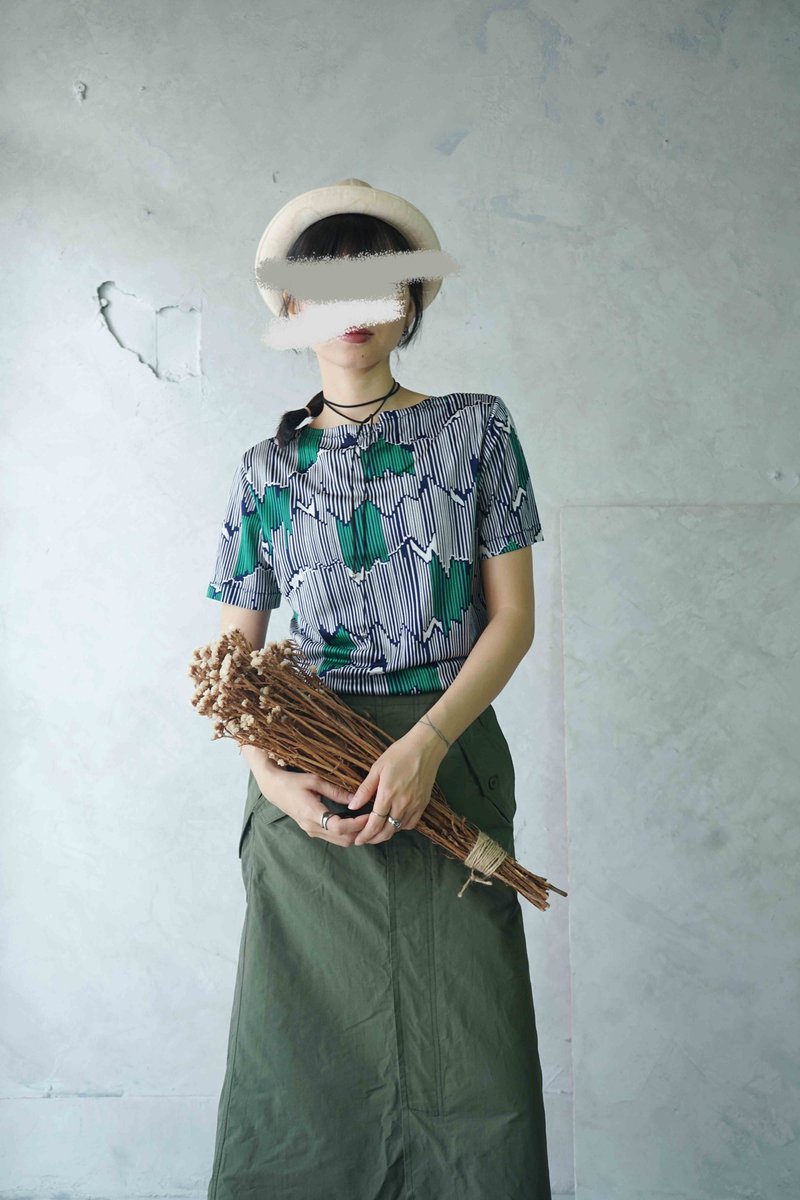 尋寶古著-北歐風格印花幾何線條圖案彈性針織上衣 - 女上衣/長袖上衣 - 聚酯纖維 多色