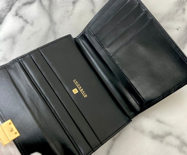GIVENCHY ジバンシー がまぐちがレトロレザー 長財布