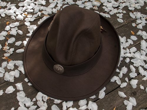 Svetliy Sudar Leather Arts Workshop Fedora Leather Hat - Indiana / leather fedora 56 cm
