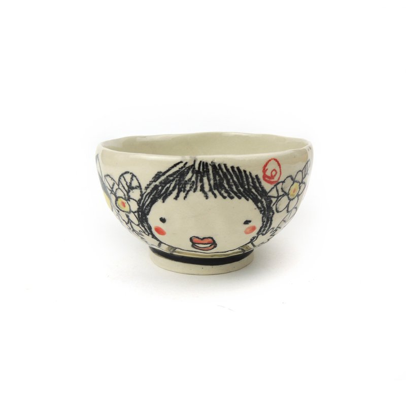 Nice Little Clay Handmade Shallow Small Bowl Cute Kids 0202S-19 - ถ้วยชาม - ดินเผา ขาว