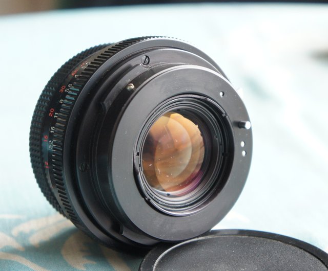 Carl Zeiss Jena MC BIOMETAR 80mm F2.8 MEDIUM FORMAT LENS PENTACON