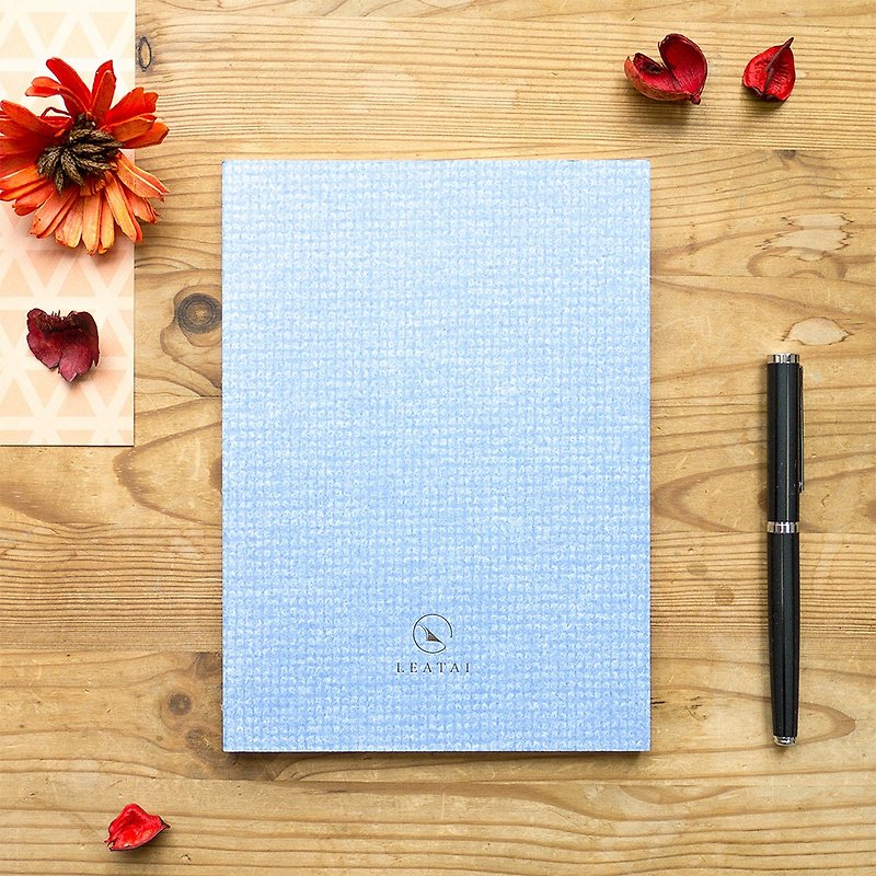 A5 經典方格筆記本。棉花糖色系-雲朵藍 (介紙1.0 鋼筆適用紙) - 筆記簿/手帳 - 紙 藍色