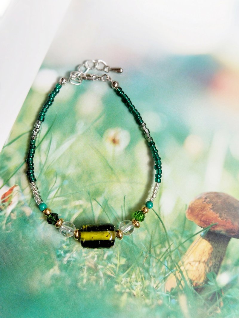 - Un Jess Cadeau - Green Oil European Glass Beads Handmade Bracelet - Bracelets - Colored Glass Green