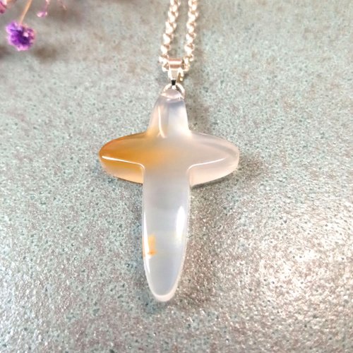 JadeGaze 玉凝飾｜臺灣玉雕工藝品牌🚩新品上架！ 玉墜 造型玉墜-十字造型 白玉髓/簡單好搭配
