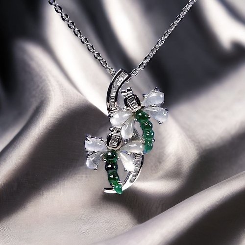 瓔珞翡翠 冰種翡翠蜻蜓設計款項鍊 18K金鑽石鑲嵌 | 天然緬甸玉翡翠A貨