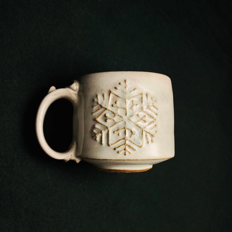 White glaze snowflake mug n08 - แก้วมัค/แก้วกาแฟ - ดินเผา ขาว
