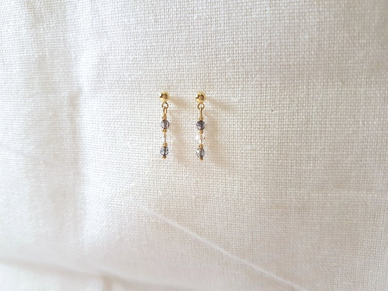 Lavender‧Crystal Czech Beads Beaded Earrings - ต่างหู - คริสตัล หลากหลายสี