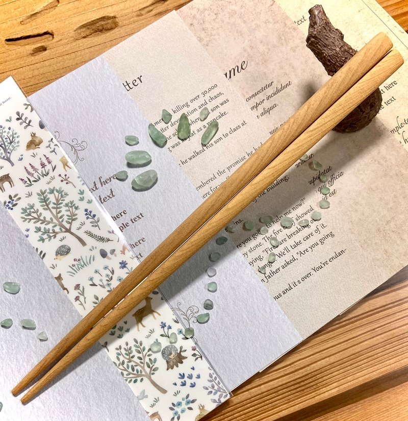 Taiwan Incense Cedar wooden chopsticks Size:about 23 cm long - ตะเกียบ - ไม้ 