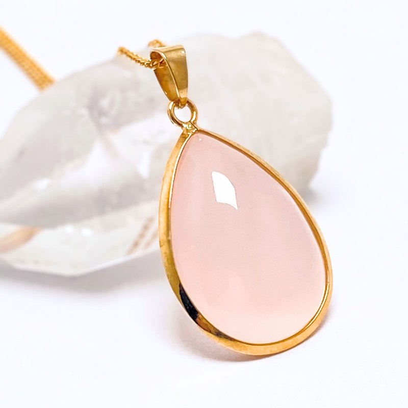 26mm Solid Rose Quartz K18 K18GP Natural Stone Pendant Necklace - Rolled M - Necklaces - Stone Pink