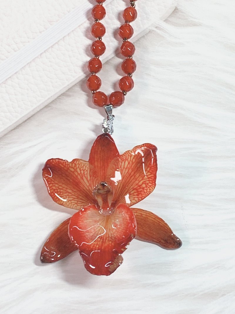 Real flower necklace orchid agate necklace natural agate dry flower hand-made Tanabata gift - Necklaces - Plants & Flowers 