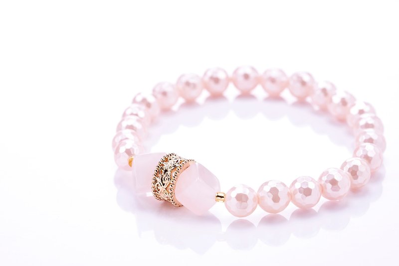 PinkBow pink pearl shell crystal bracelet - Bracelets - Stone Pink
