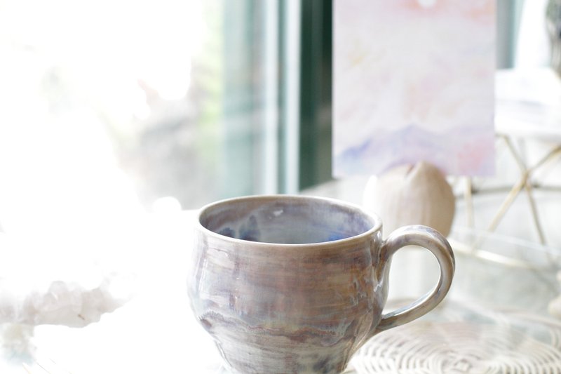 手拉坏絕美山境景色陶杯/咖啡杯/茶杯 - 咖啡杯/馬克杯 - 陶 紫色