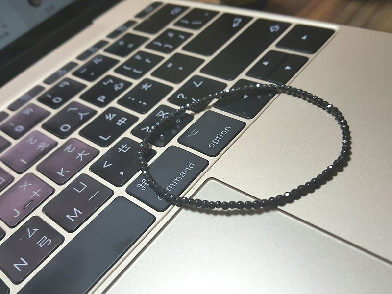 108perles magnetic crystal / black magnet single ring bracelet 2mm - สร้อยข้อมือ - เครื่องเพชรพลอย สีเทา